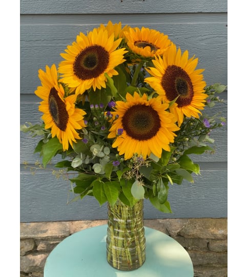 Sunflower Special. An arrangement by Thompson's Full Bloom.