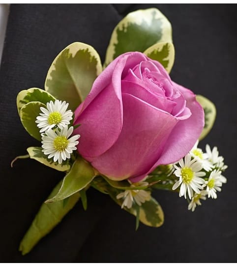 Simply Rose Boutonniere