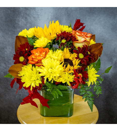 Beautiful Sunset by Conny's Flower Shop. An arrangement by Conny's Flower Shop.