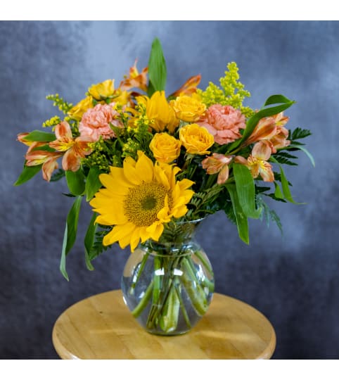 Fall in Love by Conny's Flower Shop. An arrangement by Conny's Flower Shop.