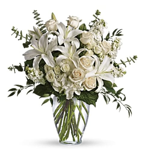 A Dreams From the Heart Bouquet. An arrangement by Tallevast Florist.