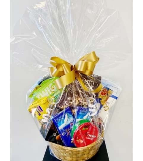 Holiday Gift Baskets. An arrangement by Osborne Florist.