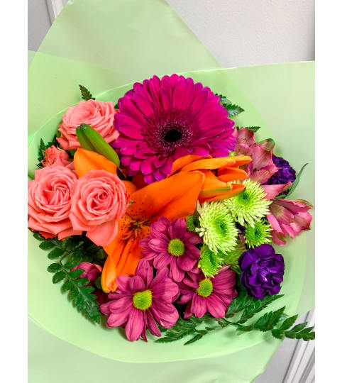 Designer's Vibrant Handtied Bouquet