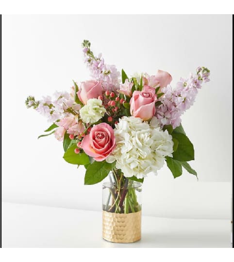 The Queen Bouquet. An arrangement by Geni's Florist and Gifts.