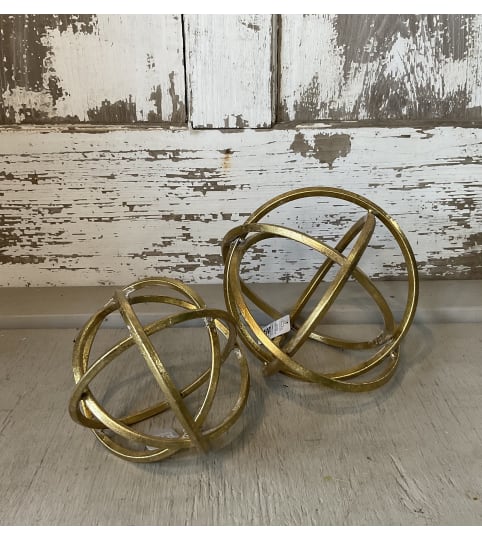 Small or Large Gold Orb. An arrangement by Metcalfe Florist and Pleasant View Greenhouses.