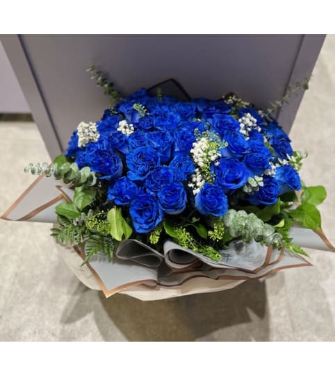 Blue Roses Bouquet (PRE-ORDER ONLY)