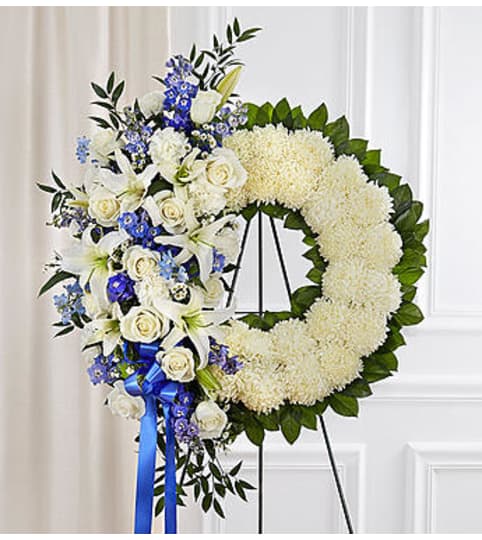 Garden Standing Wreath, White and Blue