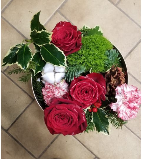 Simple Christmas Bowl Arrangement