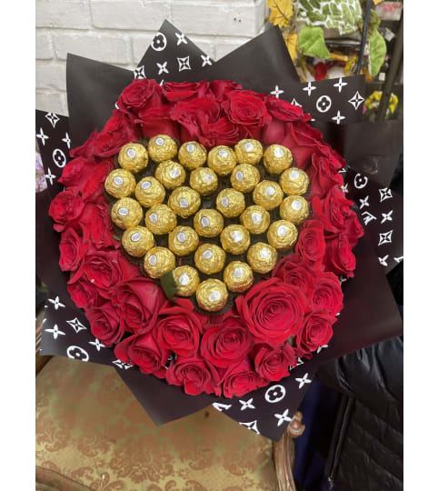 Love Buchones. An arrangement by Rose Flowers.