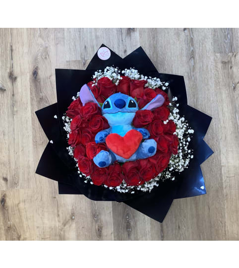 STITCH RAMO BUCHON. An arrangement by Vemongi Flowers.