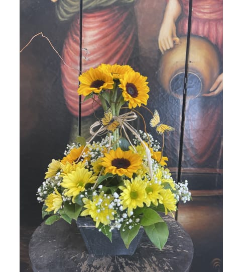 Yellow Topiary. An arrangement by Rose Flowers.