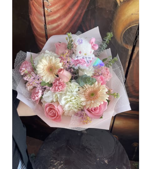 Hello Kitty Pastel Bqt. An arrangement by Rose Flowers.
