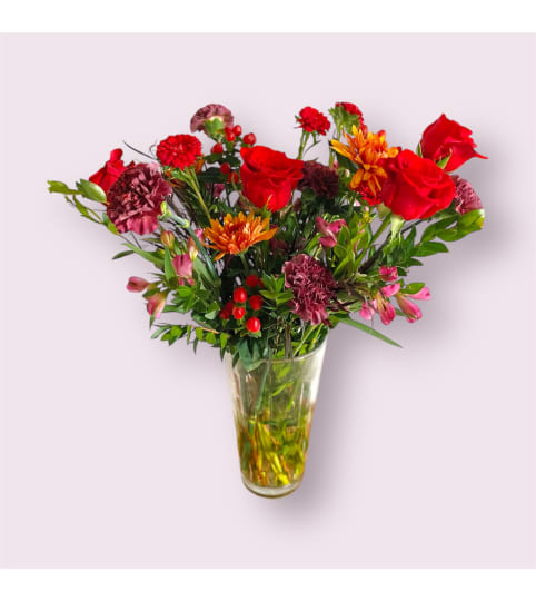 Autumn Glow. An arrangement by Lilac and Honey Floral Design Studio.