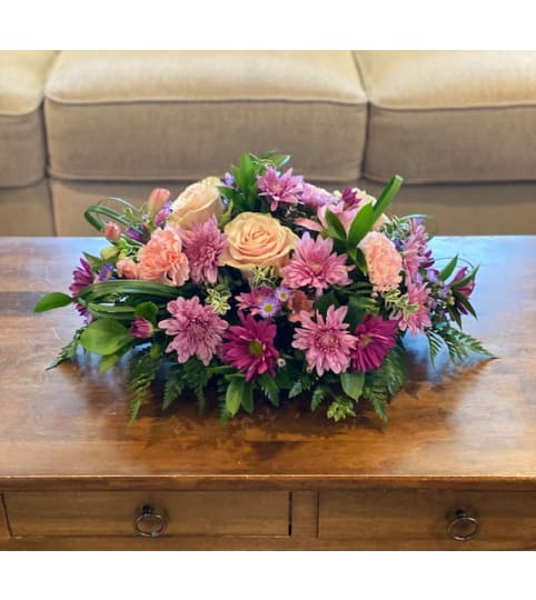 The Center of Attention. An arrangement by Loyalist Flowers.