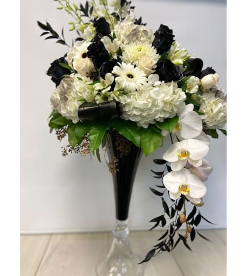 Black and White Lover. An arrangement by Jennifer's Flowers and Gifts.