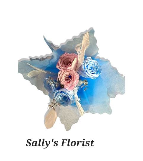 Sally's Preserved - Blush and Breeze Roses. An arrangement by Triple A Florist.