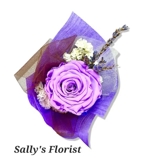 Sally's Preserved Lavender Rose. An arrangement by Triple A Florist.