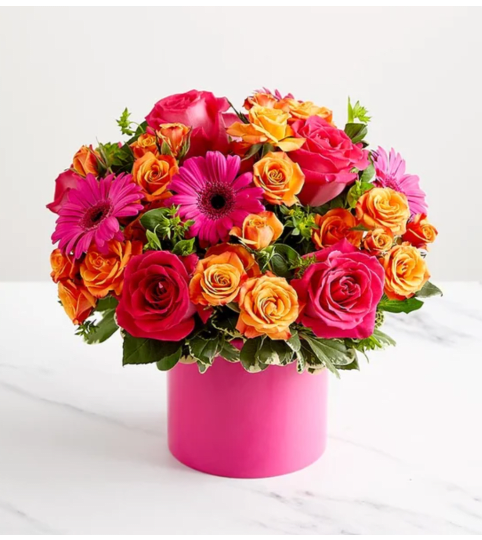 Delightfully Chic. An arrangement by Susana's Flowers.