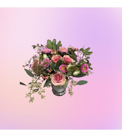 Vintage Lover. An arrangement by Lilac and Honey Floral Design Studio.