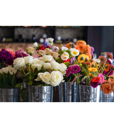Metcalfe Florist Designers Choice. An arrangement by Metcalfe Florist and Pleasant View Greenhouses.