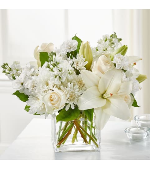 Gentle Breeze Bouquet. An arrangement by Sueppel's Flowers.