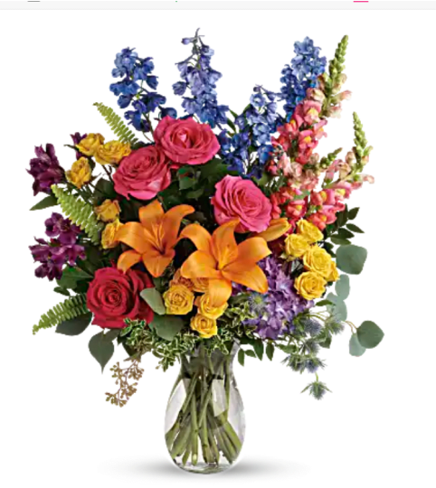 Magestic Rainbow. An arrangement by La Bolsa Rosa.