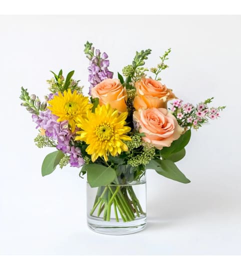 Peach Meadow. An arrangement by Deer Valley Florist and Flower Delivery.