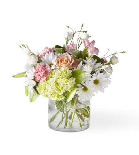 The FTD® Flutter By Bouquet 2021. An arrangement by Shalimar Flower Shop.
