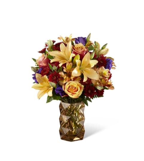 The FTD® Many Thanks™ Bouquet 2016. An arrangement by Country Cousins Flower Shop.