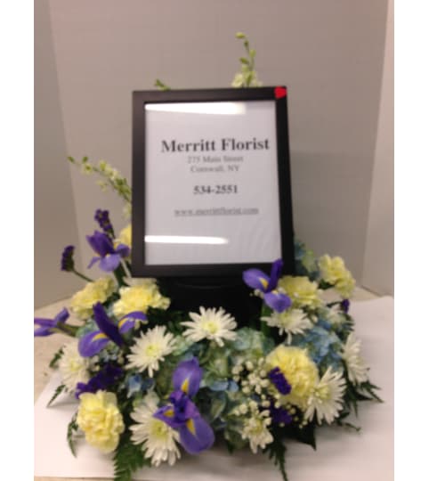 Merritt's Tabletop wreath with Photo