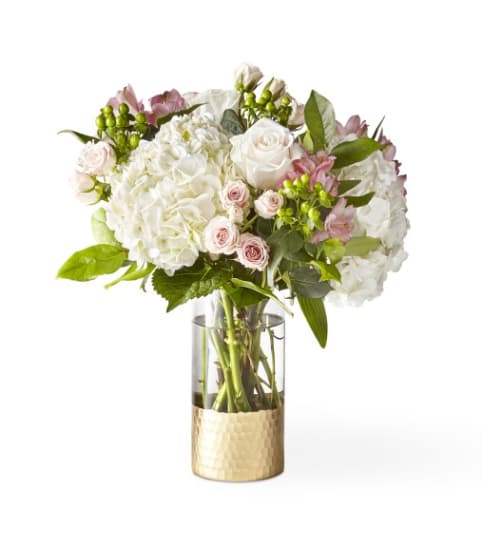 Rosé All Day Bouquet 2021. An arrangement by Country Cousins Flower Shop.