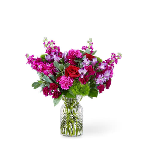 The FTD® Falling for You™ Bouquet. An arrangement by Country Cousins Flower Shop.