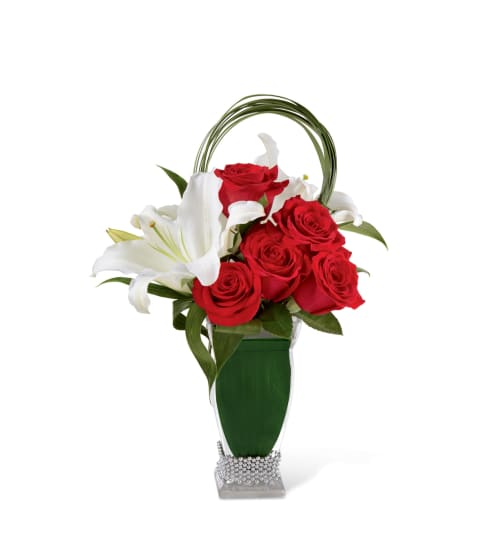 The FTD® Pure Passion™ Bouquet. An arrangement by Country Cousins Flower Shop.