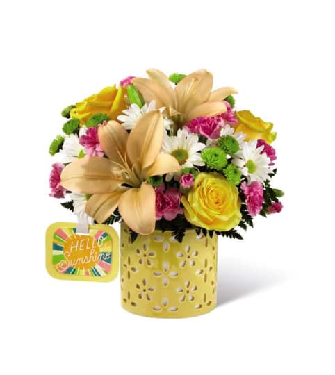 The FTD® Brighter Than Bright™ Bouquet by Hallmark 2017. An arrangement by Country Cousins Flower Shop.