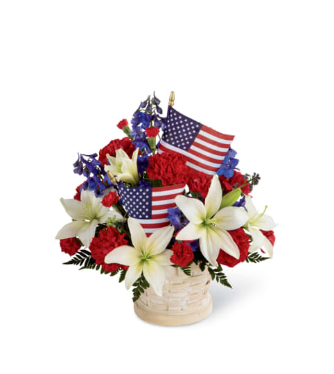 The FTD® American Glory™ Bouquet. An arrangement by Country Cousins Flower Shop.