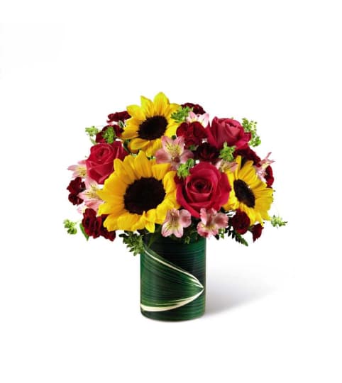 The FTD® Fresh Outlooks™ Bouquet. An arrangement by Country Cousins Flower Shop.
