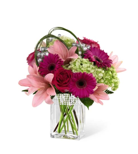 The FTD® Blooming Bliss™ Bouquet. An arrangement by Country Cousins Flower Shop.