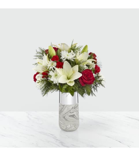 The FTD® Dreaming™ Bouquet