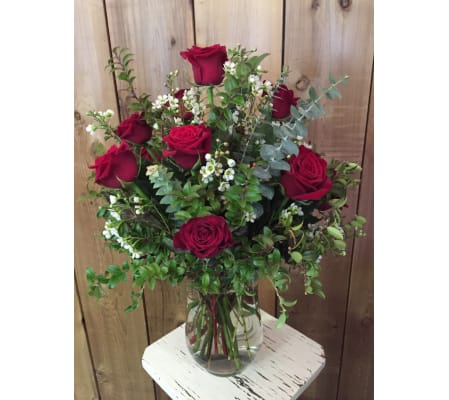 12 Red Roses Arranged