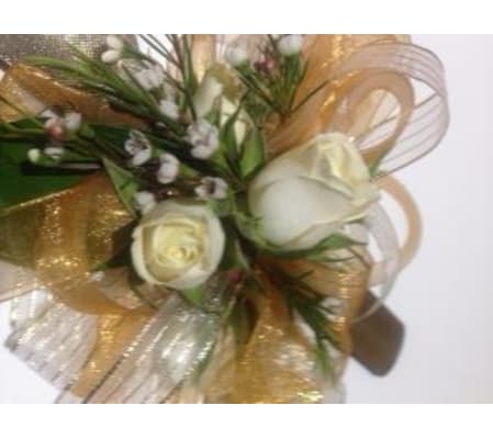 Pure Gold Wrist Corsage