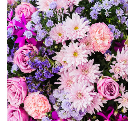 LOOSE FLOWERS TO MAKE OWN ARRANGEMENTS