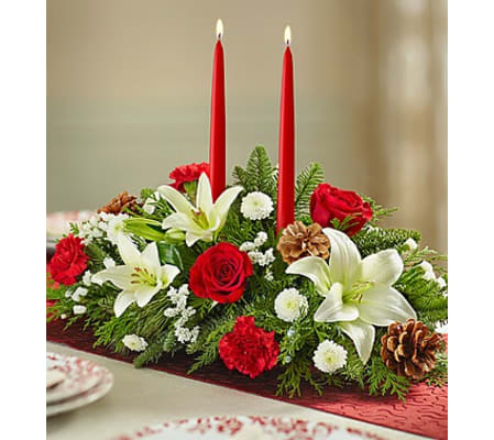 Traditional Christmas Centerpiece