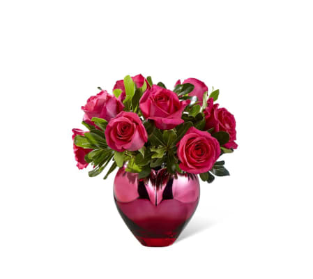 The FTD® Hold Me in Your Heart™ Rose Bouquet