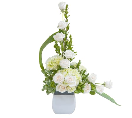 Elegant Flowing Love Tribute