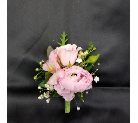 Wedding or prom Pretty n Pink Boutonniere