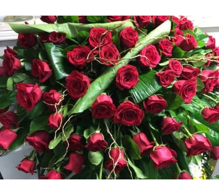 Red Rose Spray