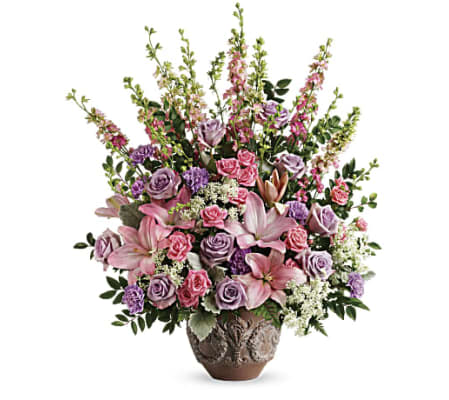 Soft Blush Bouquet by Teleflora