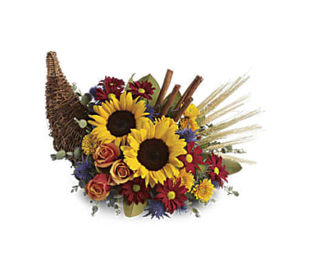 Classic Cornucopia wicker cornucopia