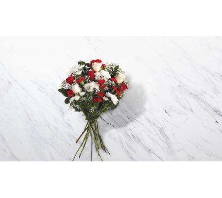 Holiday Tradition Bouquet by FTD