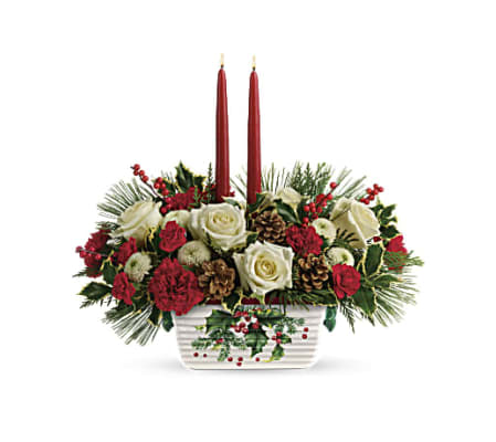 HALLS OF HOLLY CENTERPIECES